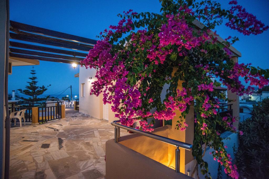 Belvedere Agia Marina 外观 照片